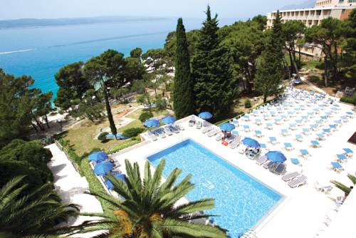 Brela Croatie trek code promo booking.com