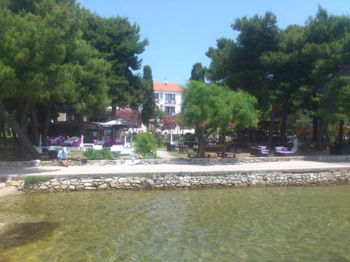 Vodice Croatie trek code promo booking.com