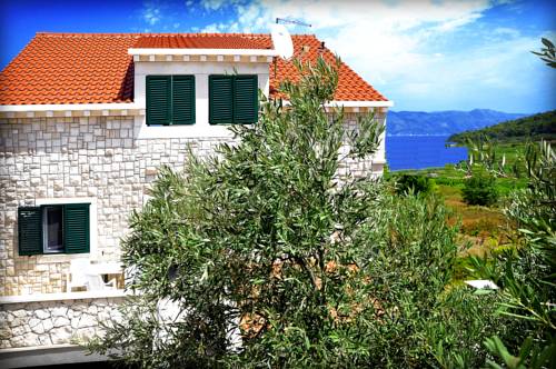 Lumbarda Croacia Trek código de promoción booking.com