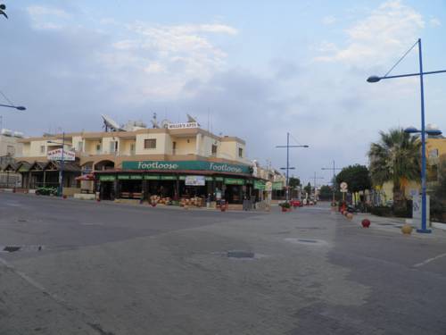 Ayia Napa Chypre trek code promo booking.com