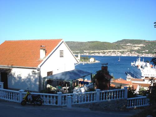 Vis Croacia Trek código de promoción booking.com