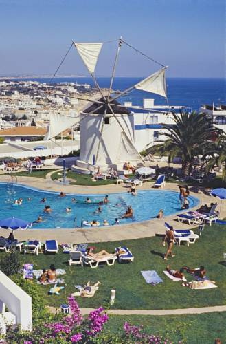 Albufeira Portugal trek code promo booking.com