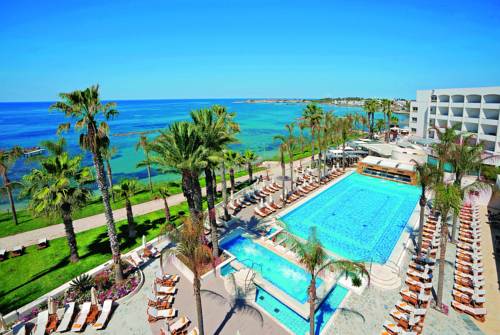Paphos Chypre trek code promo booking.com