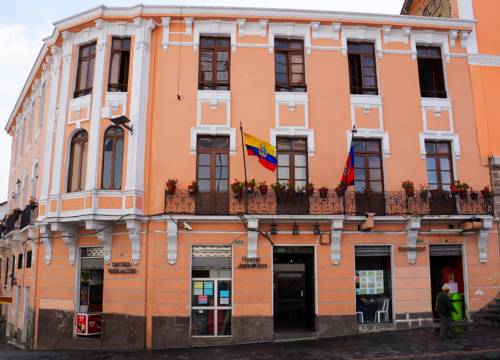 Quito Ecuador Trek código de promoción booking.com