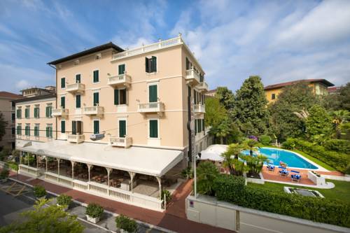 Montecatini Terme Italia Trek código de promoción booking.com