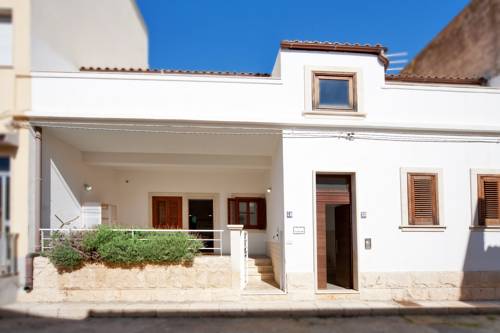 Marina di Ragusa Italia Trek código de promoción booking.com