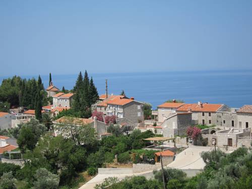 Petrovac na Moru Montenegro Trek código de promoción booking.com