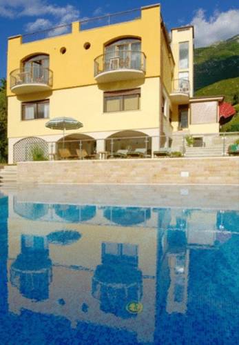 Malcesine Italie trek code promo booking.com