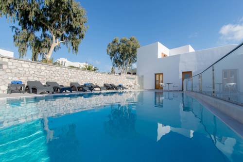 Firá Grèce trek code promo booking.com