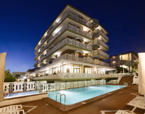 Caorle Italia Trek código de promoción booking.com
