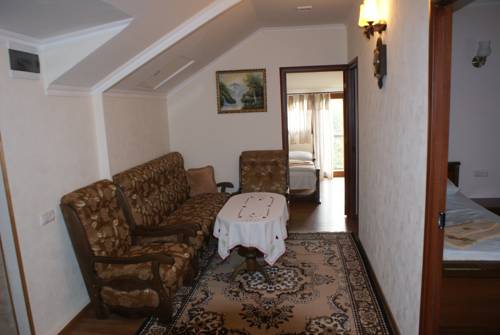 Odzun Armenia Trek código de promoción booking.com