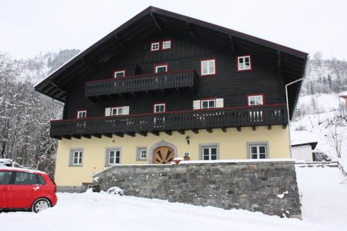 Kaprun Austria Trek código de promoción booking.com