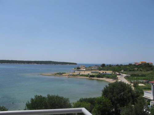 Banjol Croacia Trek código de promoción booking.com