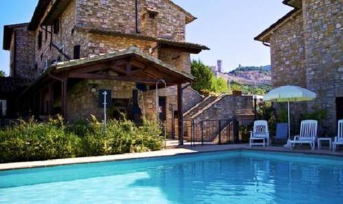 Assise Italie trek code promo booking.com