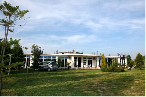 Ulcinj Montenegro Trek código de promoción booking.com