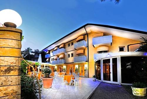 Lignano Sabbiadoro Italia Trek código de promoción booking.com